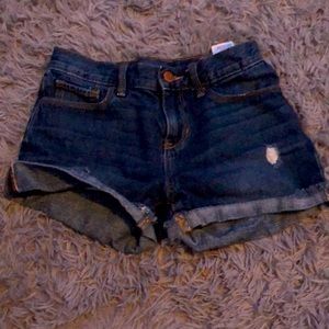 *!Smoker Free Household!*